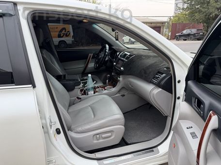 Toyota Highlander, 2012 — photo 7