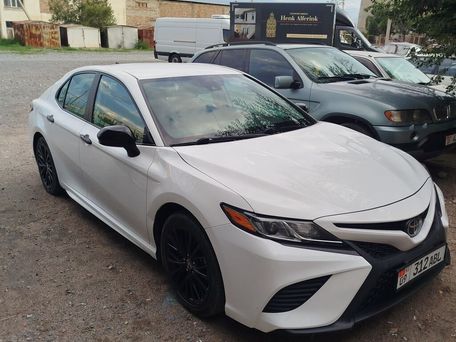 Toyota Camry, 2020 — photo 3