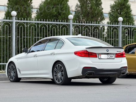 BMW 5 Series, 2020 — photo 4