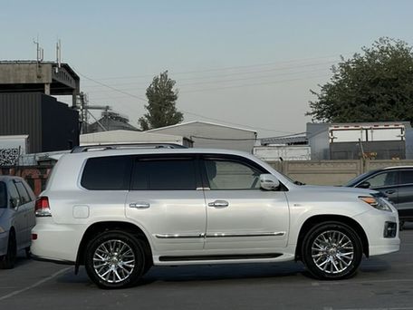Lexus LX, 2008 — photo 12