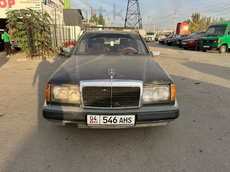 Mercedes-Benz E-Class, 1988 — photo 3