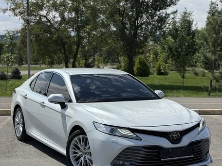 Toyota Camry, 2020 — 照片 3