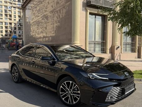 Toyota Camry, 2025
