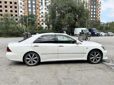 Toyota Crown, 2004 — 照片 3