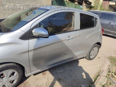 Chevrolet Spark, 2017 — photo 2