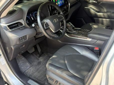 Toyota Highlander, 2023 — photo 7