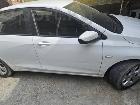 Chevrolet Onix, 2020 — сүрөт 2