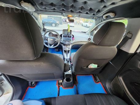 Chevrolet Aveo, 2015 — 照片 6
