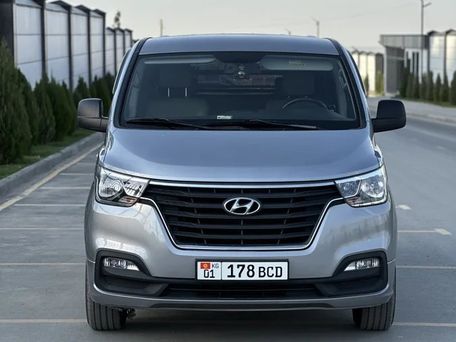 Hyundai Starex, 2019 — фото 1