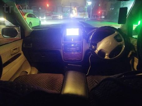 Toyota Ipsum, 2001 — photo 4