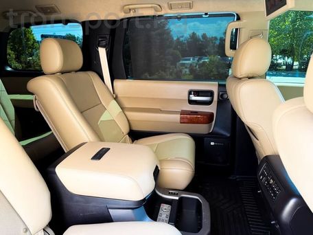 Toyota Sequoia, 2019 — photo 11