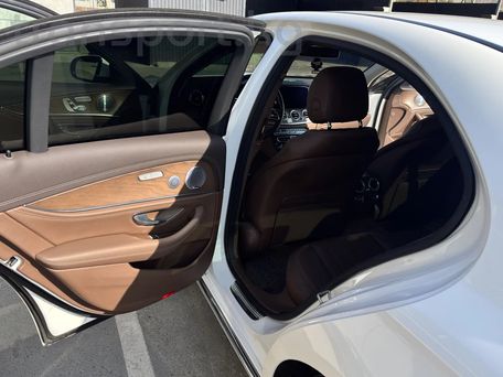 Mercedes-Benz E-Class, 2020 — photo 9