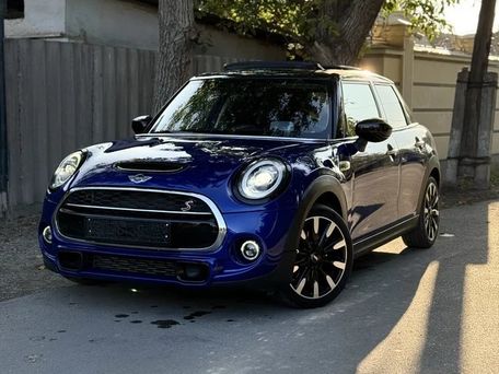 Mini Hatch, 2020 — 照片 1