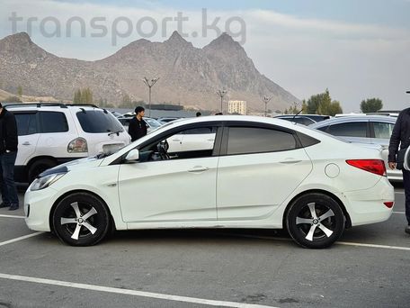 Hyundai Solaris, 2013 — 照片 4