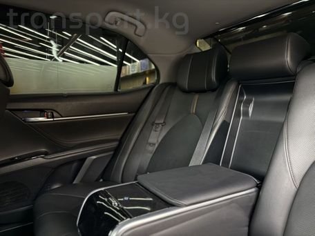 Toyota Camry, 2018 — фото 10