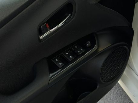 Toyota Prius, 2016 — фото 8