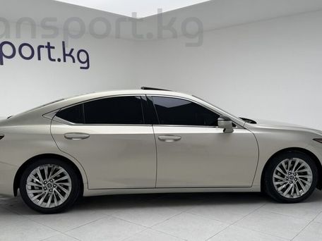 Lexus ES, 2019 — 照片 5
