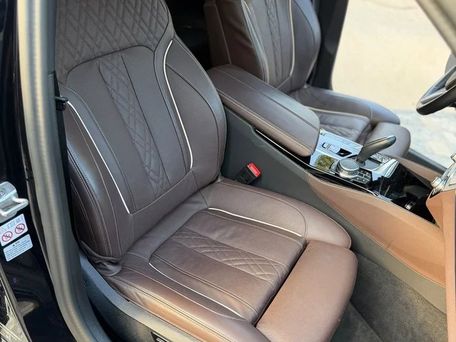 BMW 5 серии, 2023 — 照片 5