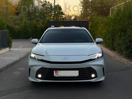 Toyota Camry, 2025 — сүрөт 3