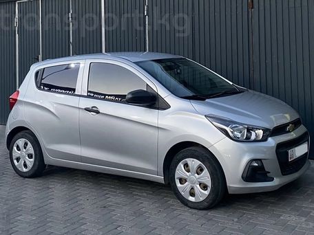 Chevrolet Spark, 2017 — photo 1