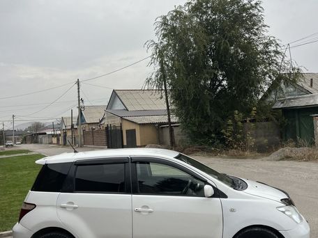 Toyota Ist, 2004 — photo 7