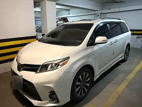 Toyota Sienna, 2020 — фото 1