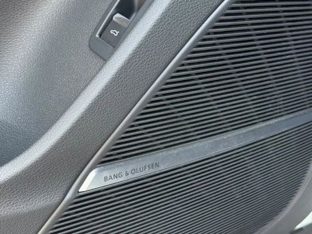 Audi Q7, 2023 — photo 8