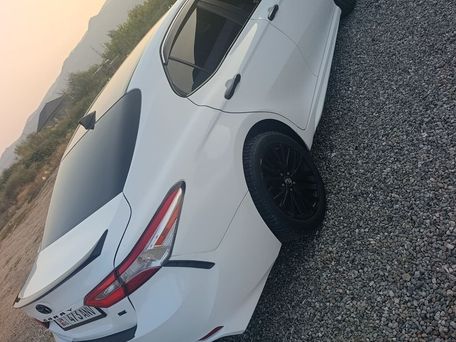 Toyota Camry, 2019 — 照片 1