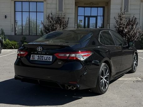 Toyota Camry, 2018 — сүрөт 3