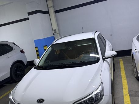 Kia Stonic, 2018 — 照片 3