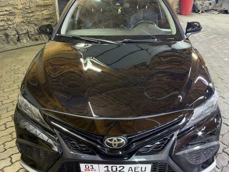 Toyota Camry, 2020 — 照片 2