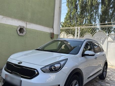 Kia Niro, 2017 — фото 1