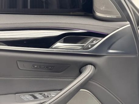 BMW 5 серии, 2022 — 照片 12