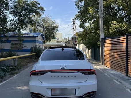 Hyundai Grandeur, 2022 — 照片 5