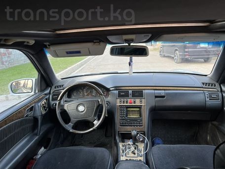 Mercedes-Benz E-Class, 1999 — photo 11