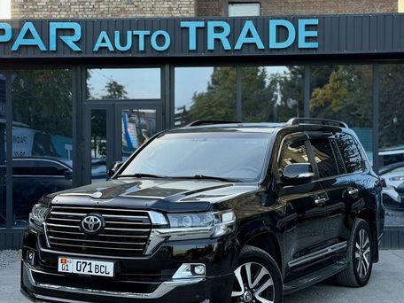 Toyota Land Cruiser, 2017 — photo 1