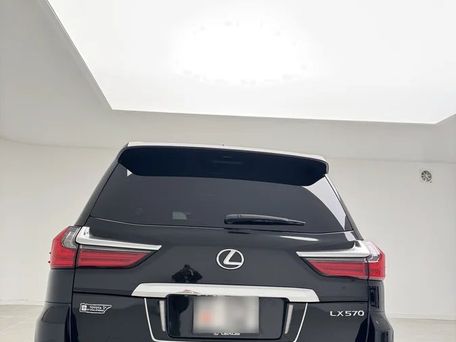 Lexus LX, 2019 — фото 2