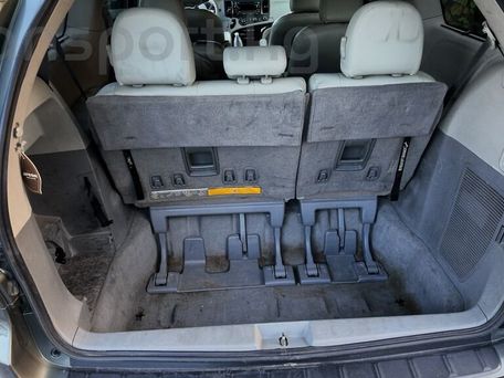 Toyota Sienna, 2010 — photo 15