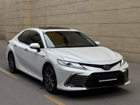 Toyota Camry, 2023 — фото 1