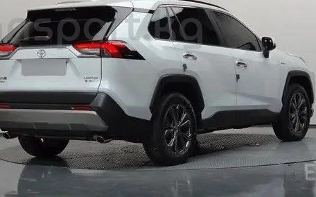 Toyota RAV4, 2018 — фото 2