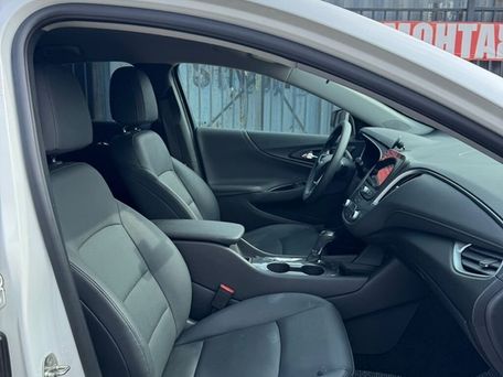 Chevrolet Malibu, 2019 — 照片 10