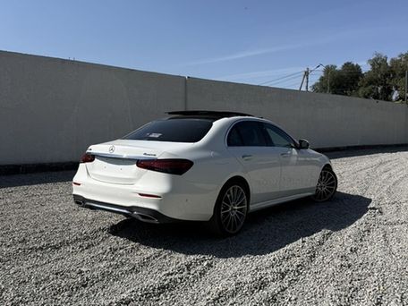 Mercedes-Benz E-Класс, 2022 — photo 4
