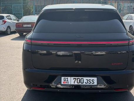 Li Auto (Lixiang) L7, 2023 — 照片 2