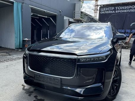 Li Auto (Lixiang) One, 2021 — photo 2