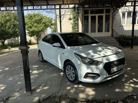 Hyundai Solaris, 2017 — photo 1