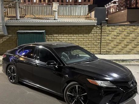 Toyota Camry, 2018 — photo 2