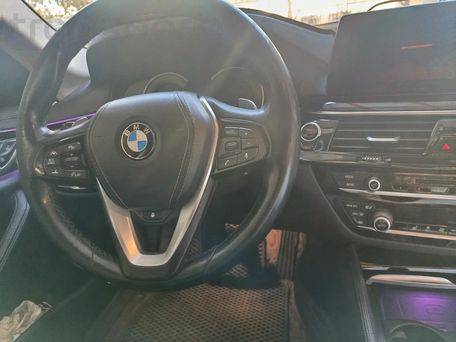 BMW 5 серии, 2018 — 照片 5