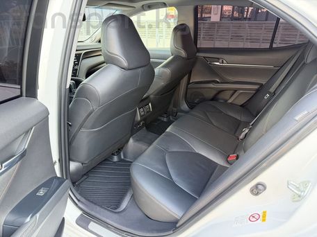 Toyota Camry, 2018 — 照片 10