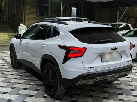 Chevrolet Trax, 2023 — photo 3