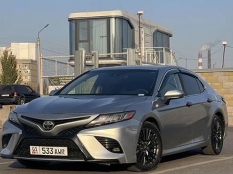 Toyota Camry, 2018 — сүрөт 2